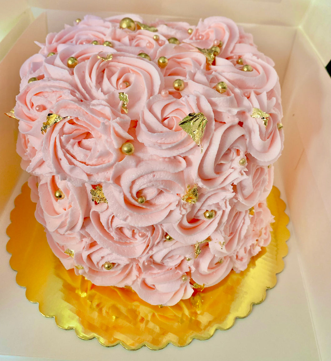 Rosette Vanilla Cake with Vanilla Buttercream